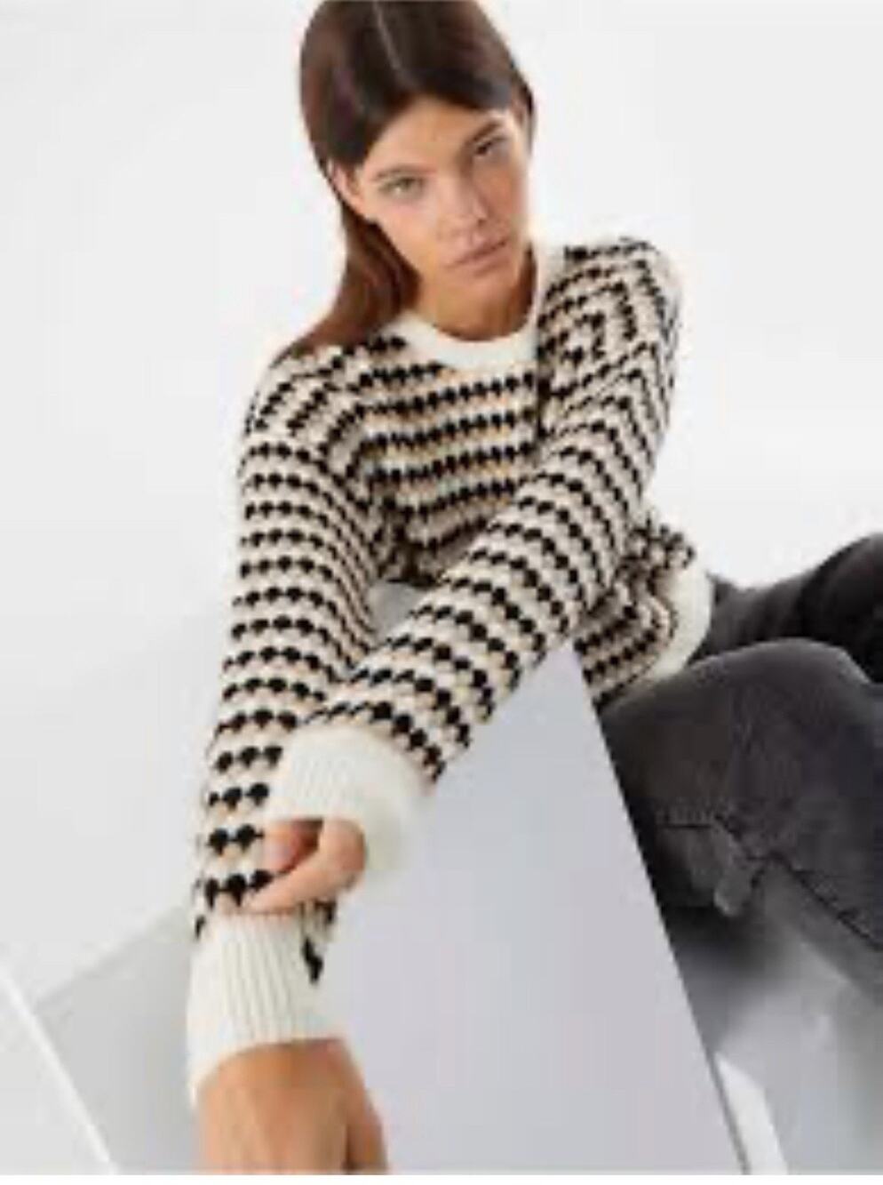 Compania Fantastica Short Cream & Black Striped Knit Sweater Size Large